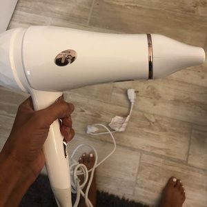 T3 Featherweight Dryer 2